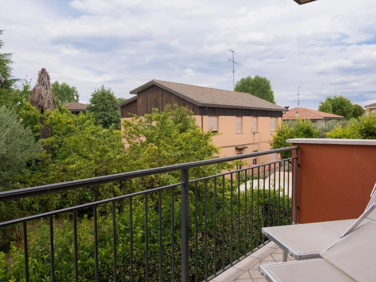 Apartment Oscar By Interhome Sirmione Italy