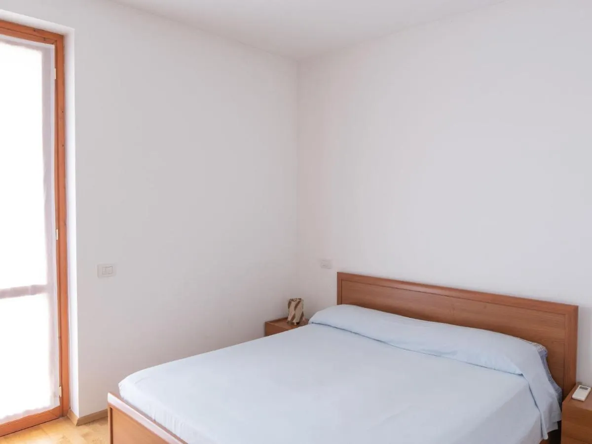 Apartment Oscar By Interhome Sirmione