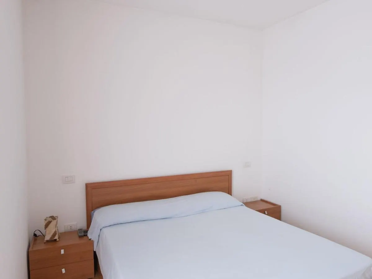 Apartment Oscar By Interhome Sirmione