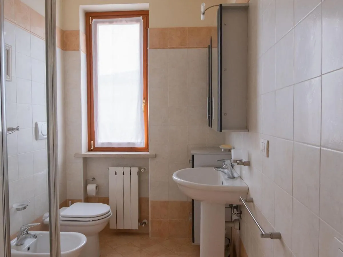 Apartment Oscar By Interhome Sirmione