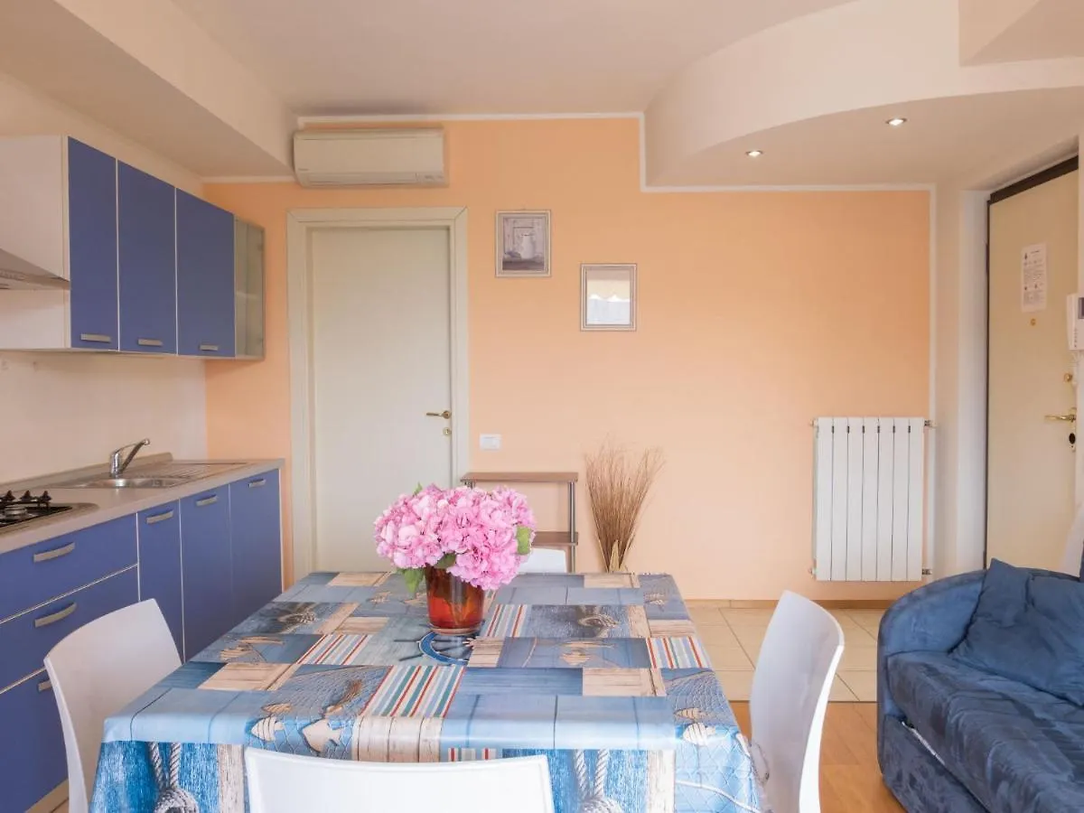 Apartment Oscar By Interhome Sirmione