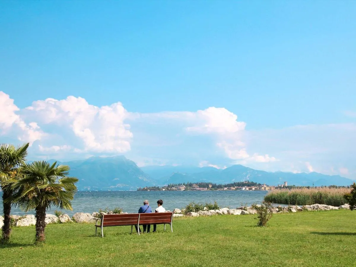 Apartment Oscar By Interhome Sirmione