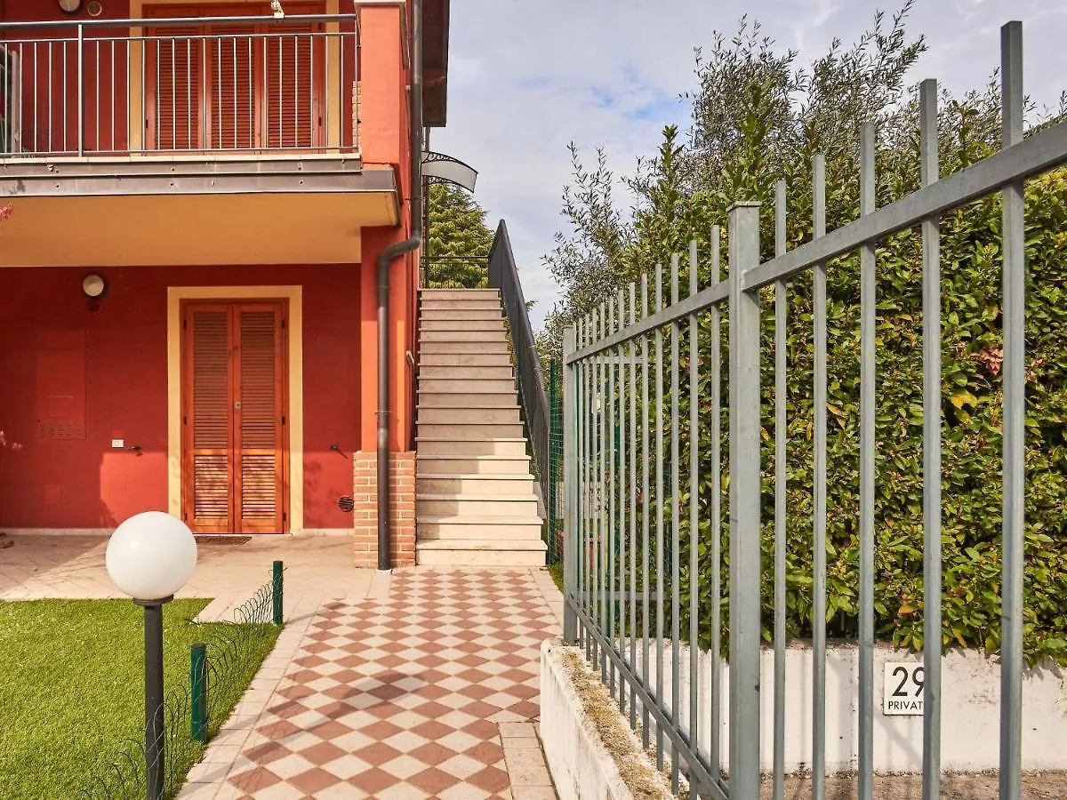Apartment Oscar By Interhome Sirmione