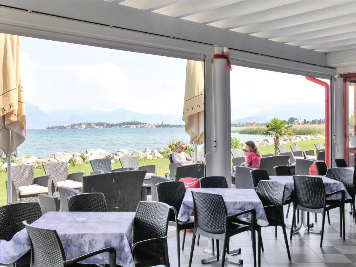 Apartment Oscar By Interhome Sirmione Italia